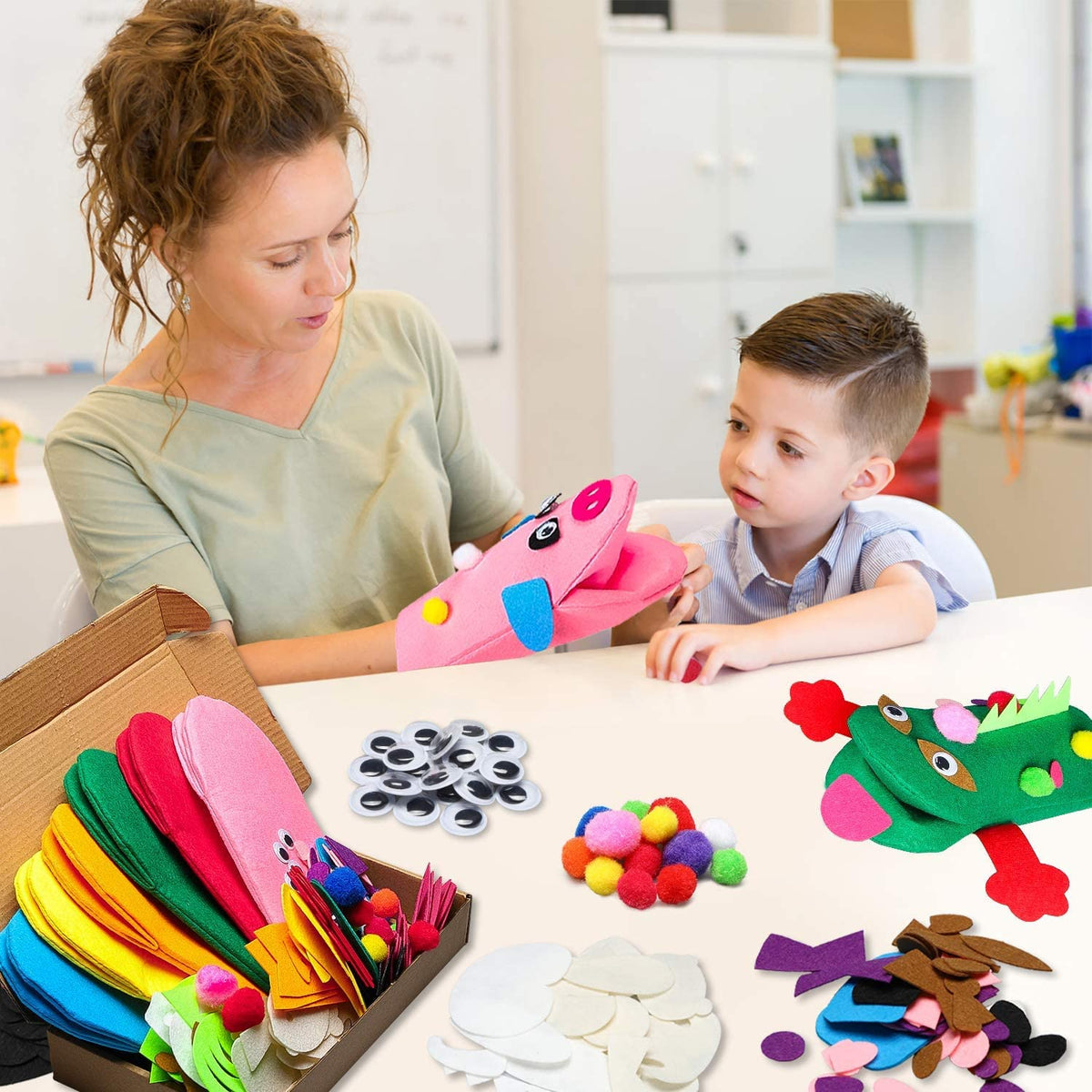 Kids Hand Puppet Making Kit with Felt Sock Puppets